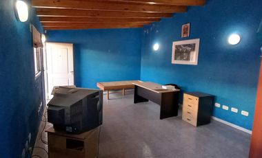 VENTA. Casa 2 Dormitorios. Calle Alem Nº1130.