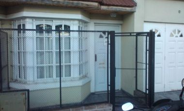 DUPLEX DE 3 AMBIENTES CON COCHERA EN MARMOL