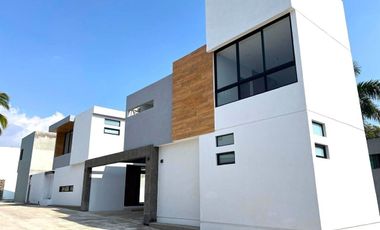 Casa en Fraccionamiento en Lomas de Cuernavaca, Temixco, Morelos CAEN-1082-Fr*