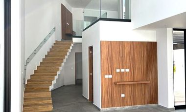 Casa en Fraccionamiento en Lomas de Cuernavaca, Temixco, Morelos CAEN-1082-Fr*