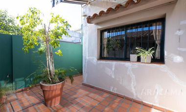 Casa de 5 ambientes en venta - Monte Grande