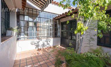 Casa de 5 ambientes en venta - Monte Grande