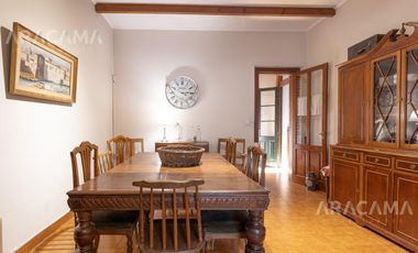 Casa de 5 ambientes en venta - Monte Grande