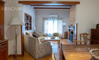Casa de 5 ambientes en venta - Monte Grande