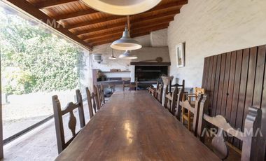 Casa de 5 ambientes en venta - Monte Grande