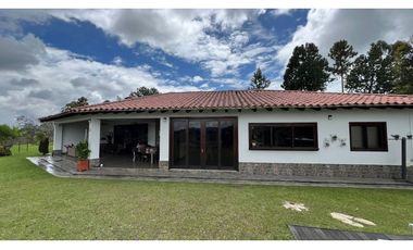 Casa campestre 4 habitaciones vereda