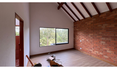 Alquiler de casa campestre 4 habitaciones en Llanogrande Rionegro