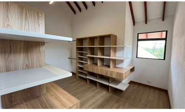 Alquiler de casa campestre 4 habitaciones en Llanogrande Rionegro