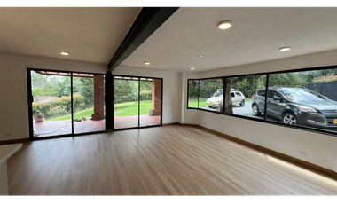 Alquiler de casa campestre 4 habitaciones en Llanogrande Rionegro