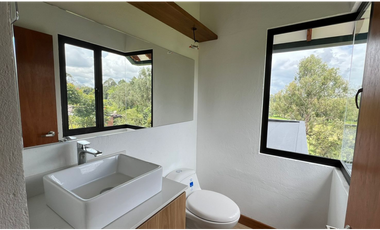 Alquiler de casa campestre 4 habitaciones en Llanogrande Rionegro