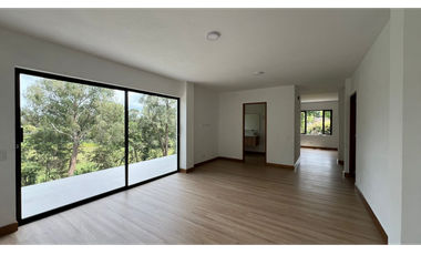 Alquiler de casa campestre 4 habitaciones en Llanogrande Rionegro