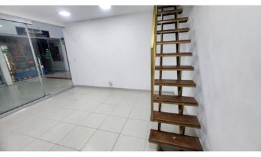 VENTA LOCAL EN CENTRO COMERCIAL LA ESTRELLA
