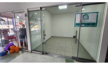 VENTA LOCAL EN CENTRO COMERCIAL LA ESTRELLA