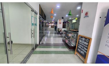 VENTA LOCAL EN CENTRO COMERCIAL LA ESTRELLA