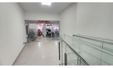 VENTA LOCAL EN CENTRO COMERCIAL LA ESTRELLA