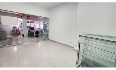 VENTA LOCAL EN CENTRO COMERCIAL LA ESTRELLA