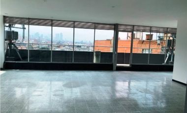 Arriendo espectacular edificio Chapinero