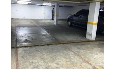 Arriendo espectacular edificio Chapinero