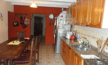 Casa - Turdera