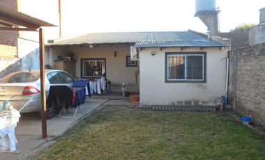 Casa - Turdera