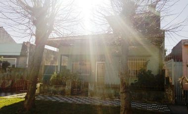Chalet con Salida a 2 calles
