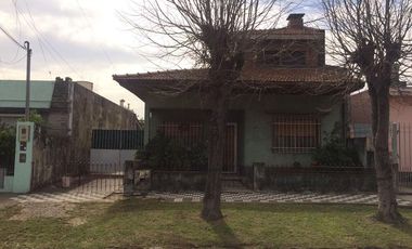 Chalet con Salida a 2 calles