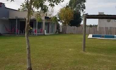 Quinta en venta - espacio principal, baño - parrilla y pileta - 1000 mts2 - Los Talas