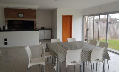 Quinta en venta - espacio principal, baño - parrilla y pileta - 1000 mts2 - Los Talas