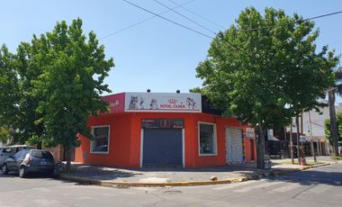 Local - Villa Luzuriaga