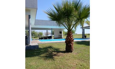 Casa Campestre con Alberca 10 hectarea límite Montemorelos y Cadereyta