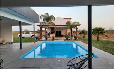 Casa Campestre con Alberca 10 hectarea límite Montemorelos y Cadereyta