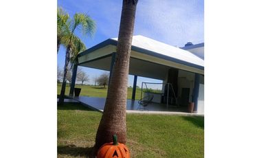 Casa Campestre con Alberca 10 hectarea límite Montemorelos y Cadereyta