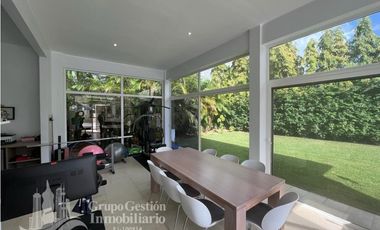 CASA EN SANTA MARIA CON PISCINA  1450M2 5 RECAMARAS MLD
