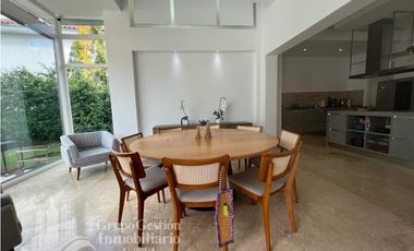 CASA EN SANTA MARIA CON PISCINA  1450M2 5 RECAMARAS MLD