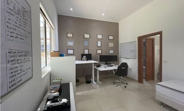 CASA EN SANTA MARIA CON PISCINA  1450M2 5 RECAMARAS MLD
