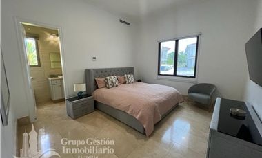 CASA EN SANTA MARIA CON PISCINA  1450M2 5 RECAMARAS MLD
