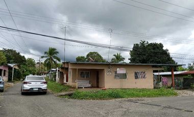 VENDO CASA EN BUGABA CHIRIQUI BARRIO CRUCIGRAMA
