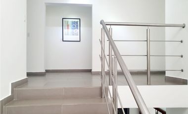 VENDO DUPLEX EN OBARRIO DE 500 MTS2 DE CONSTRUCCION $875 K!!