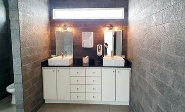 VENDO DUPLEX EN OBARRIO DE 500 MTS2 DE CONSTRUCCION $875 K!!
