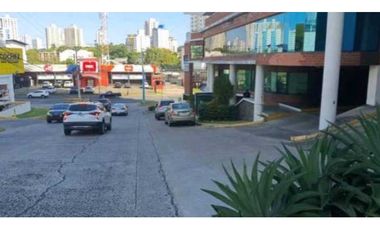 A la Venta Local Moderno  en Zona Muy Transitada Via España 156 Mts2