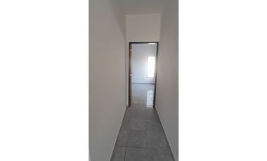 CASA EN VENTA EN BARRIO LOS PINOS, DESPEÑADEROS.