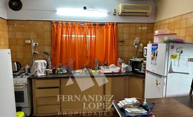 Casa en venta en Quilmes Oeste