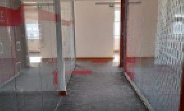 Oficina en Arriendo en Monseñor Sotero Sanz/ Metro Pedro de Valdivia