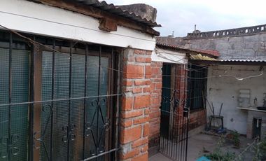VENDO CASA 3 DORMITORIOS EN SANTA ROSA