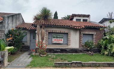CHALET  PH 4 AMB A RECICLAR AL FRENTE