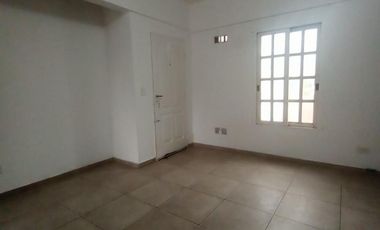 Departamento dos ambientes en alquiler