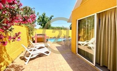Se vende casa con piscina El Olmo, Peñalolén