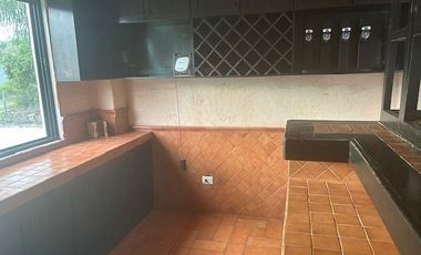 HERMOSA QUINTA ATRAS DE LA BOCA CON JUEGOS INFANTILES