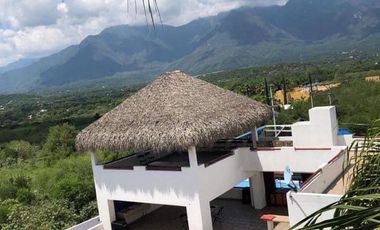 HERMOSA QUINTA ATRAS DE LA BOCA CON JUEGOS INFANTILES
