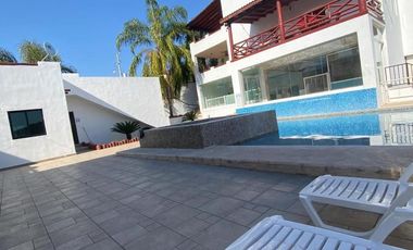 HERMOSA QUINTA ATRAS DE LA BOCA CON JUEGOS INFANTILES
